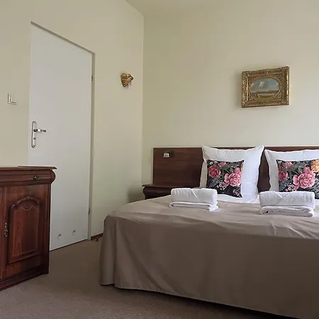Апартаменты Old Time 4*