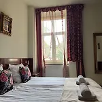 Old Time 3* كراكوفيا